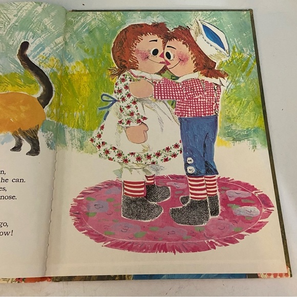 🛍️3/$30‎ Vintage 1976 raggedy Ann hardcover  book - Picture 5 of 14